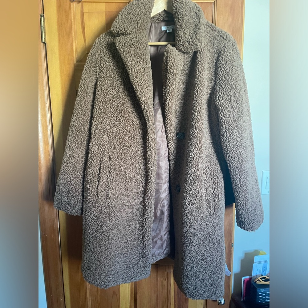 Teddy material long coat